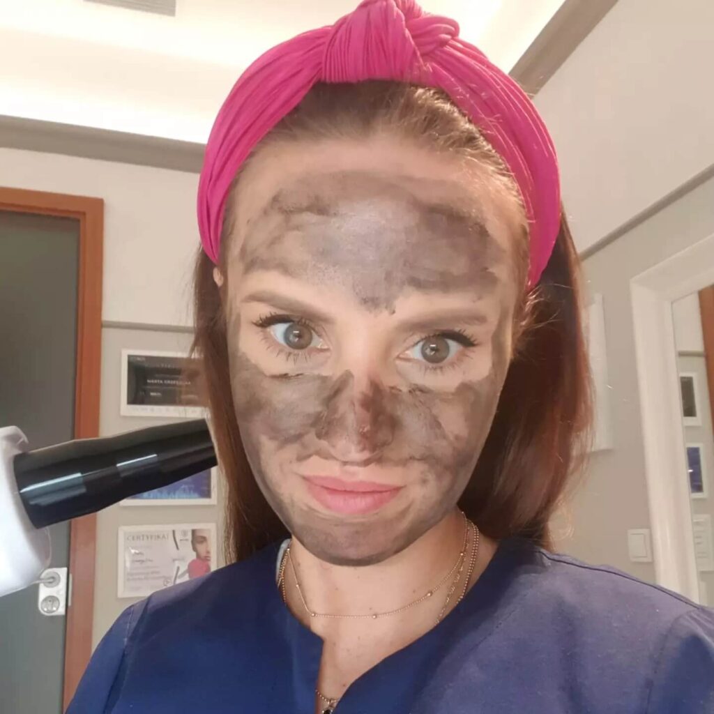 węglowy peeling